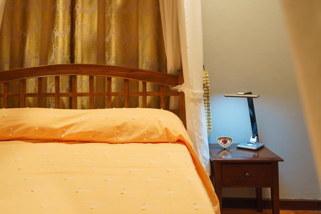 Luxury Town House In The Heart Of The Old City Chiang Mai Exteriör bild