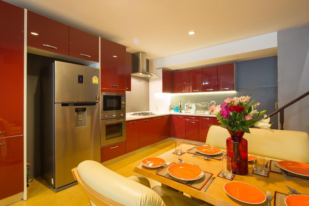 Luxury Town House In The Heart Of The Old City Chiang Mai Exteriör bild