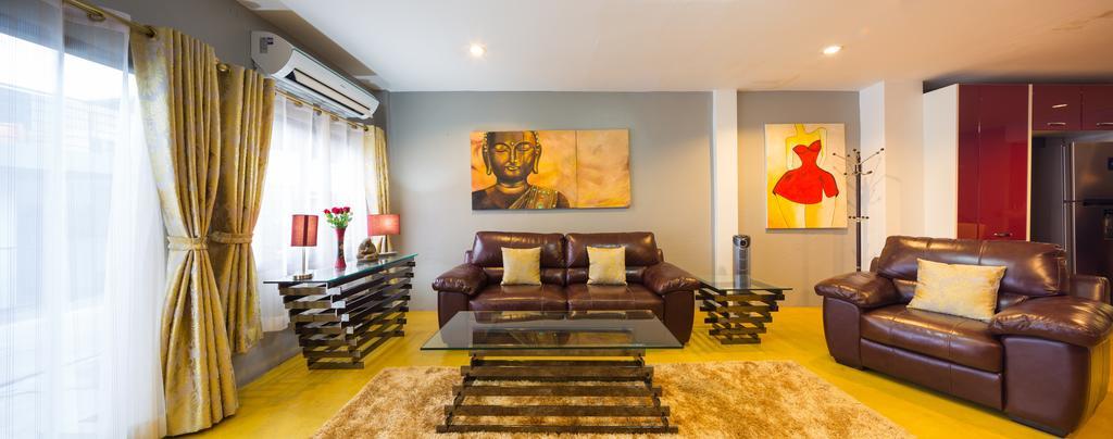 Luxury Town House In The Heart Of The Old City Chiang Mai Exteriör bild